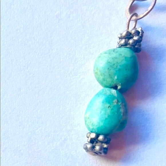 S925 and Turquoise Nugget Drop Earrings on delicate Silver link chain - Picture 3 of 7